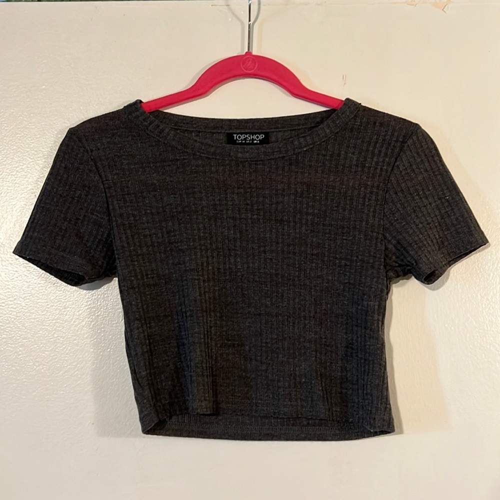 Topshop gray ribbed short sleeve crop top
